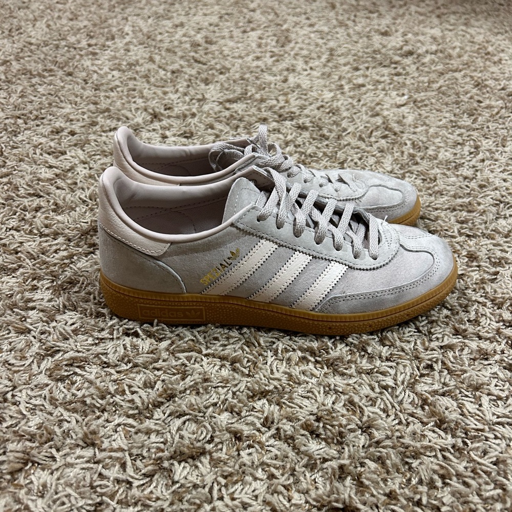 adidas Women’s Spezial
Sneakers in Light Gray with Gum Sole